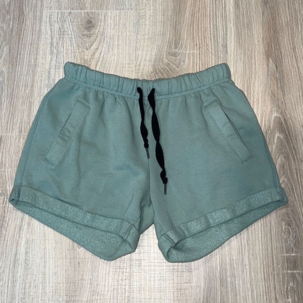 Victoria’s Secret sage  green‎ sweatpants shorts